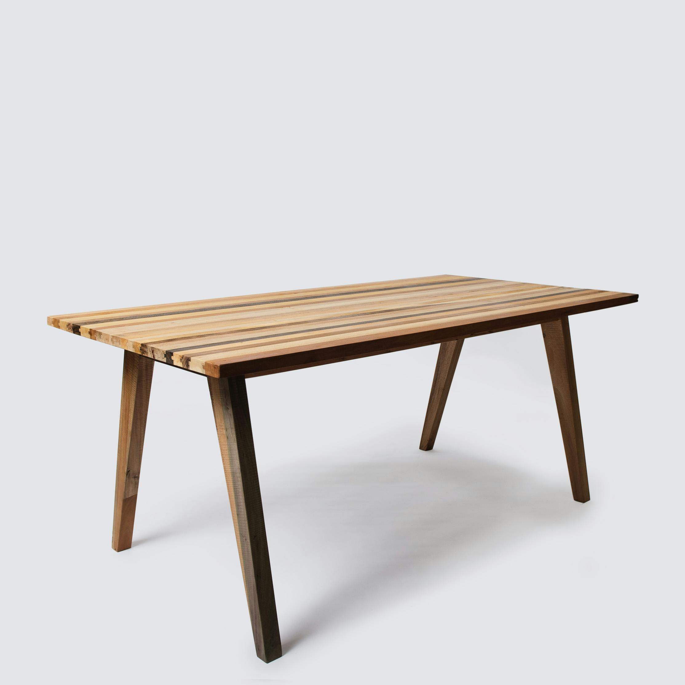 Table en bois massif